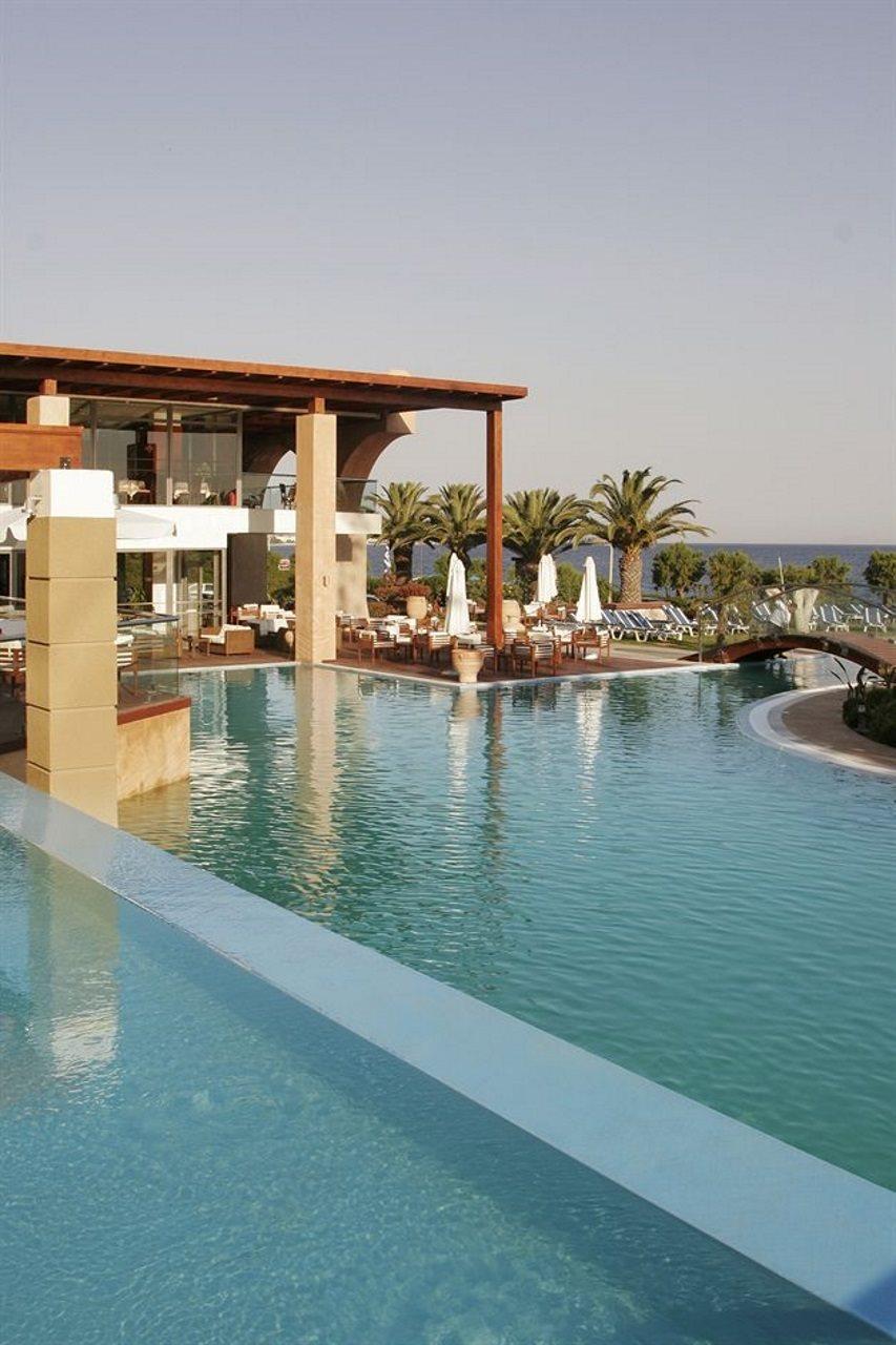 Oceanis Beach Hotel Иксия Екстериор снимка