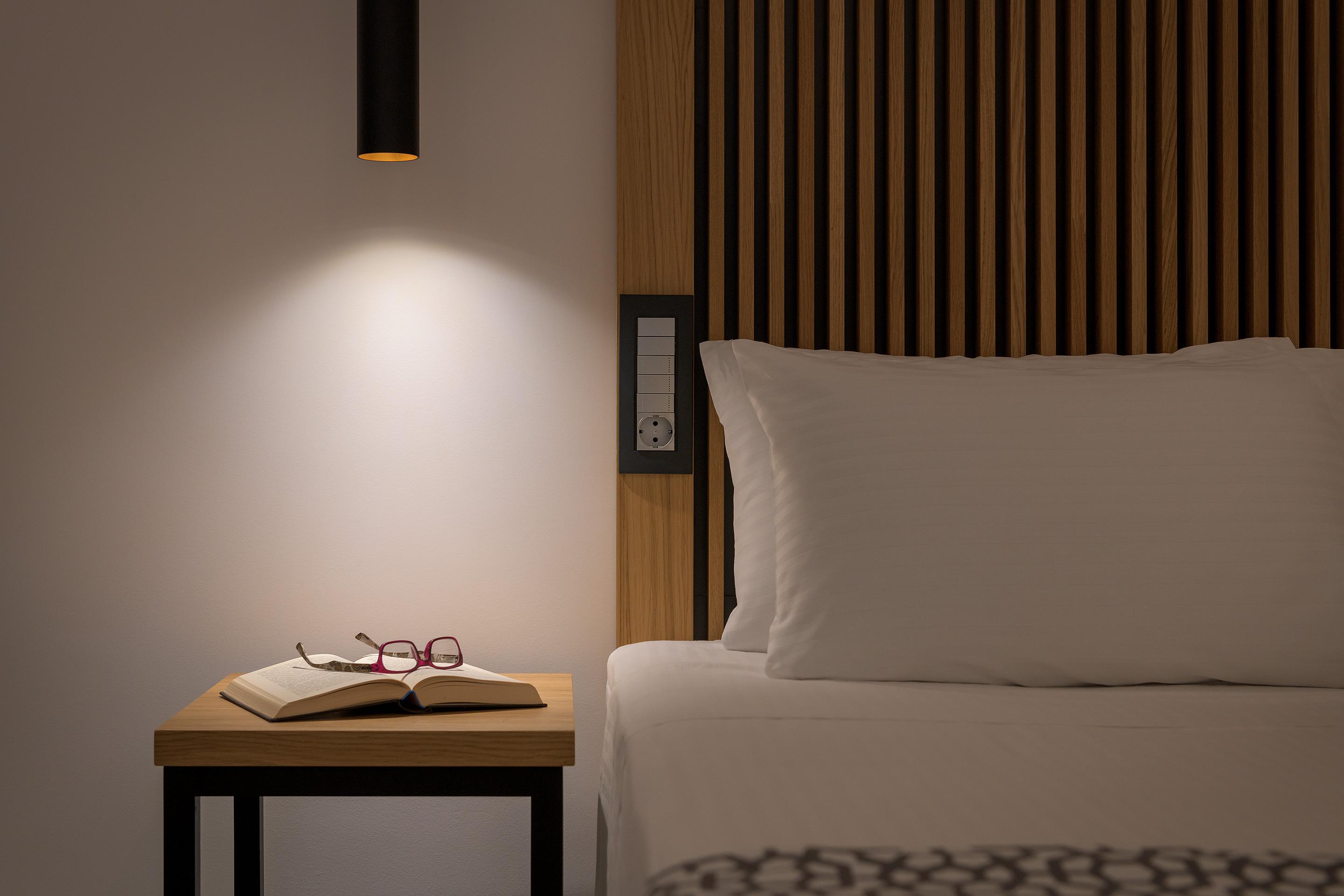 Oceanis Beach Hotel Иксия Екстериор снимка