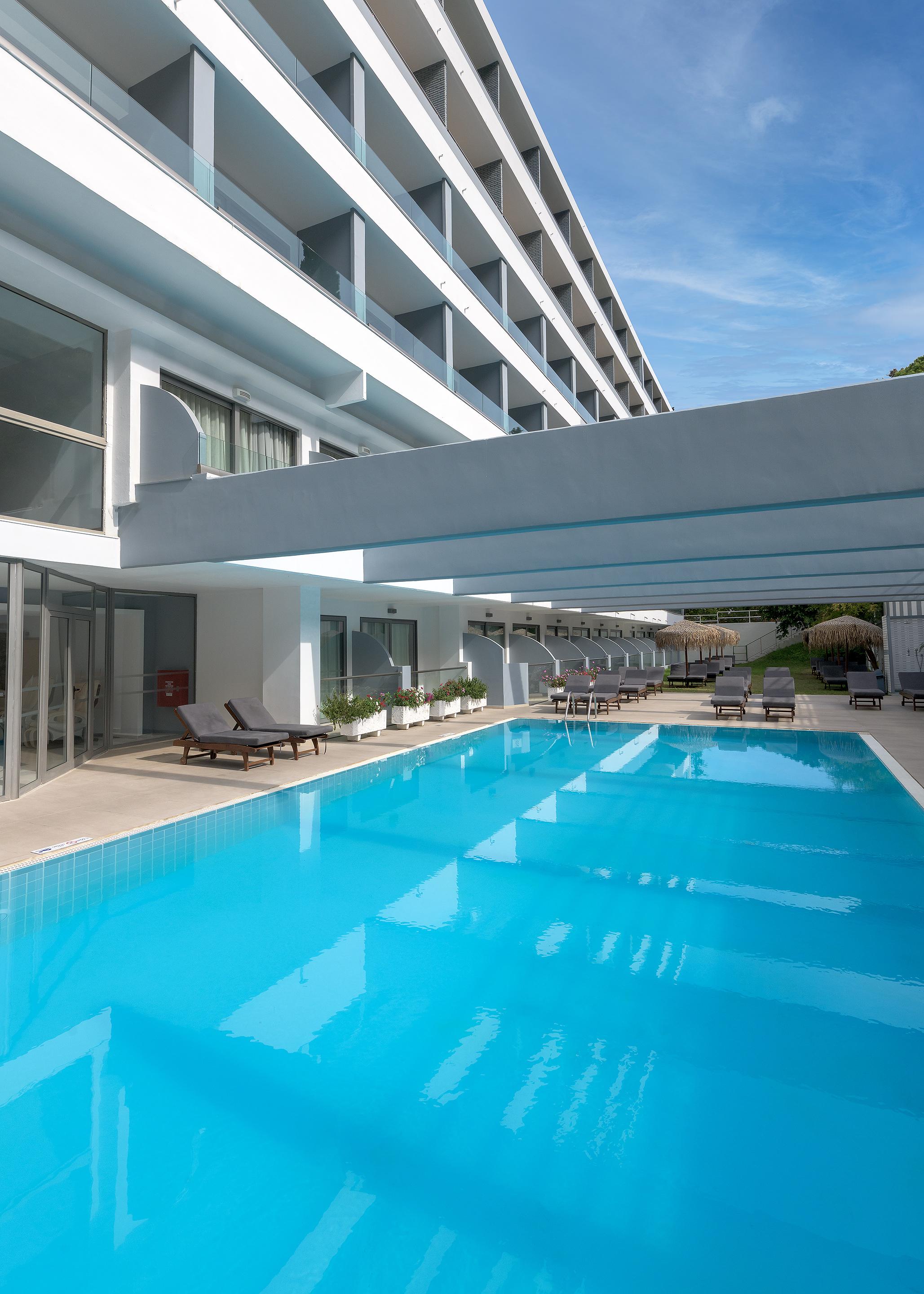 Oceanis Beach Hotel Иксия Екстериор снимка